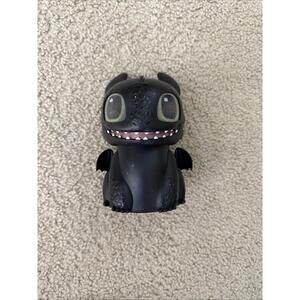 How to Train Your Dragon BABY TOOTHLESS Hatching Interactive. Lights Sounds Toy